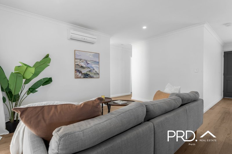 Photo - 5 Huntingdale Court, Cooloongup WA 6168 - Image 8