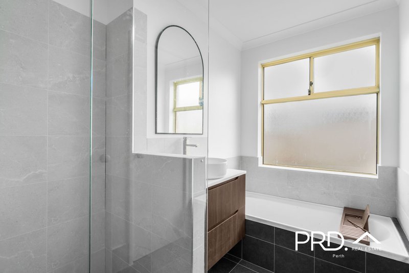 Photo - 5 Huntingdale Court, Cooloongup WA 6168 - Image 11