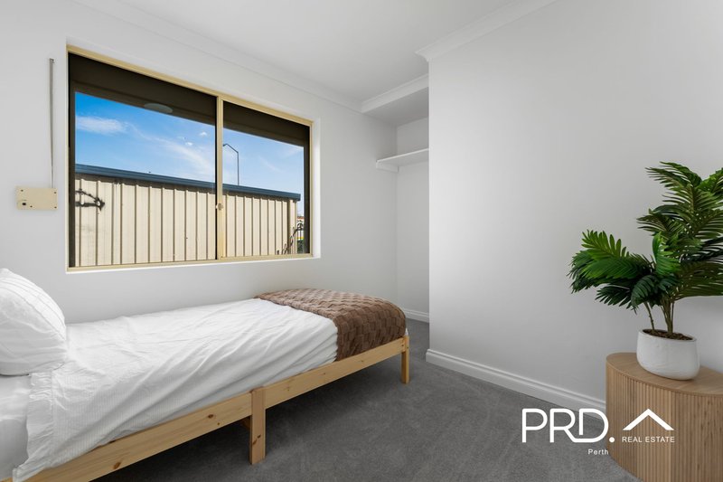 Photo - 5 Huntingdale Court, Cooloongup WA 6168 - Image 13