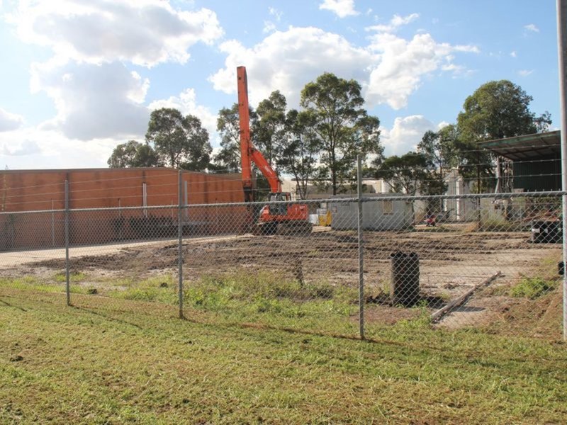 Photo - 5 Huntsmore Road, Minto NSW 2566 - Image 3