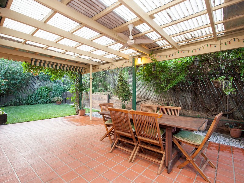 Photo - 5 Igluna Street, Kenmore QLD 4069 - Image 5