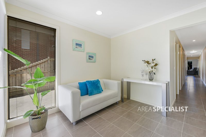 Photo - 5 Illawarra Avenue, Clyde VIC 3978 - Image 3