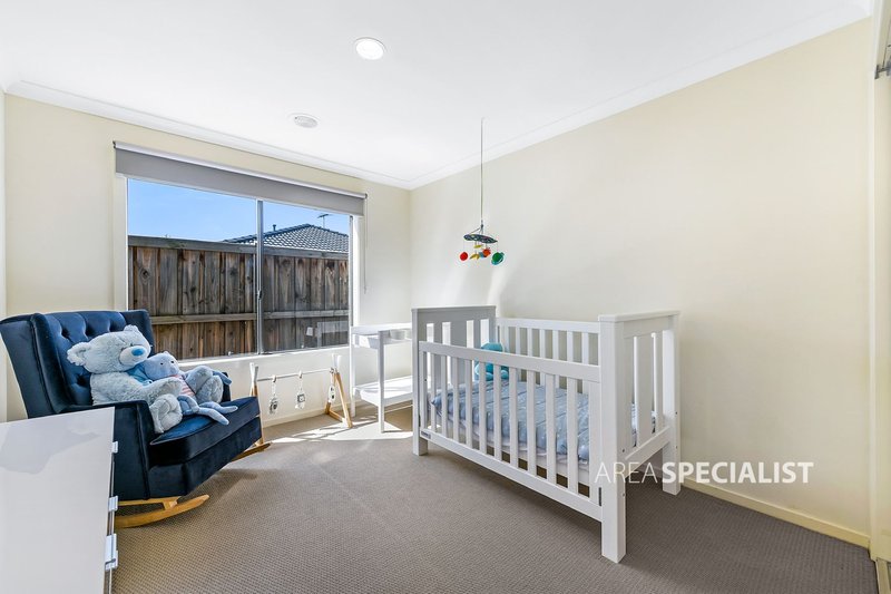 Photo - 5 Illawarra Avenue, Clyde VIC 3978 - Image 13