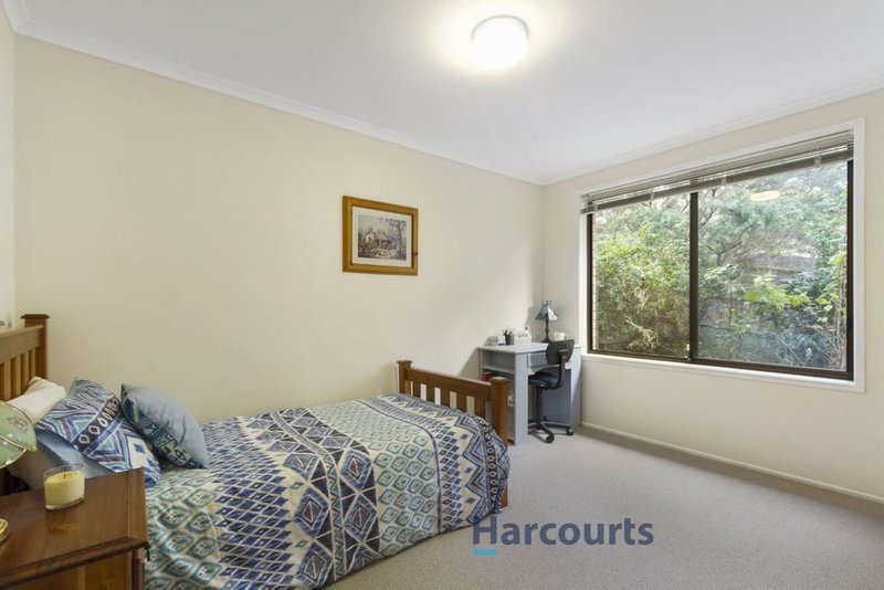 Photo - 5 Illira Way, Blackmans Bay TAS 7052 - Image 10