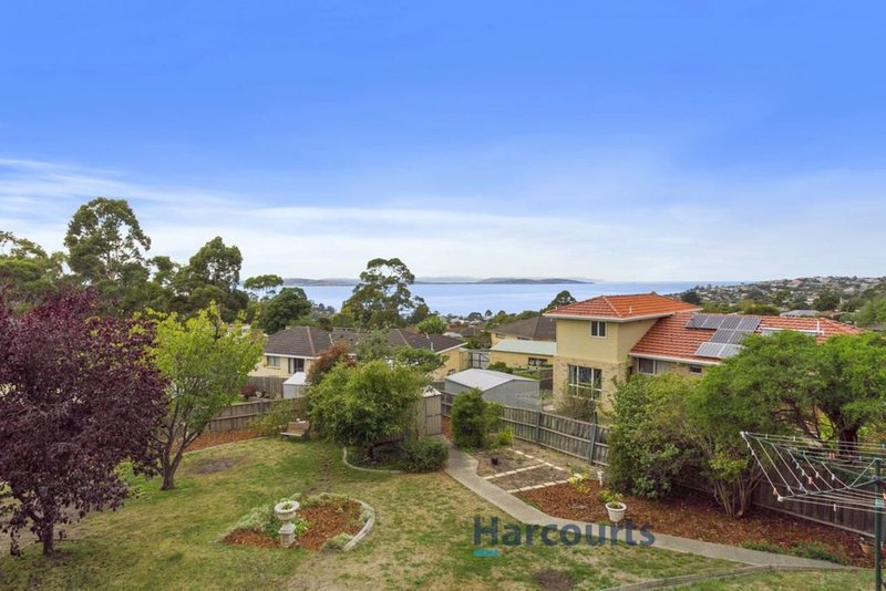 Photo - 5 Illira Way, Blackmans Bay TAS 7052 - Image 17