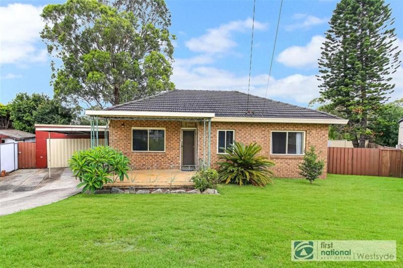 5 Illoca Place, Toongabbie NSW 2146