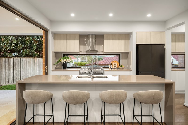 Photo - 5 Imbros Street, Nundah QLD 4012 - Image 3