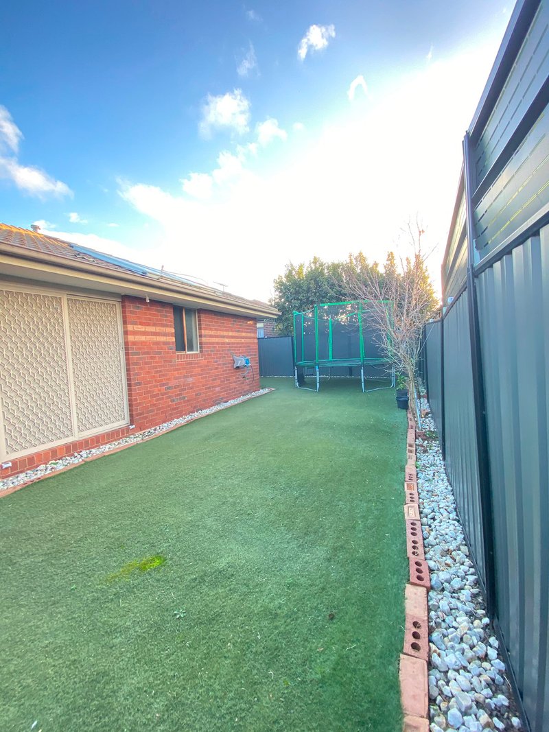 Photo - 5 Inverell Parkway, Tarneit VIC 3029 - Image 20