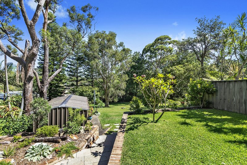 Photo - 5 Irrubel Road, Newport NSW 2106 - Image 11