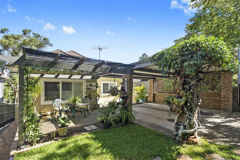 Photo - 5 Irrubel Road, Newport NSW 2106 - Image 12