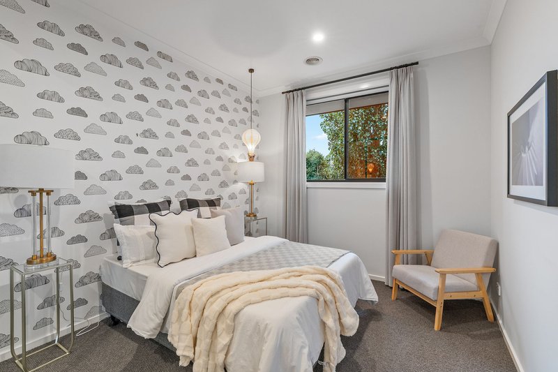 Photo - 5 Irvine Rise, Werribee VIC 3030 - Image 15