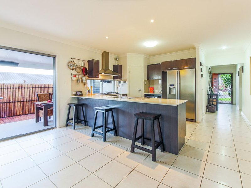 Photo - 5 Isetta Court, Upper Coomera QLD 4209 - Image 10