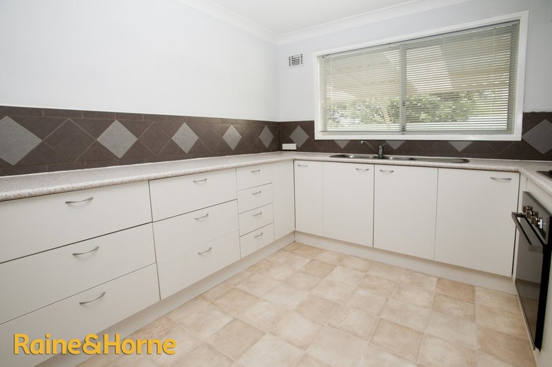 Photo - 5 Jacaranda Crescent, Withers WA 6230 - Image 2