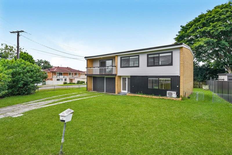 Photo - 5 Jacaranda Drive, Albany Creek QLD 4035 - Image 8