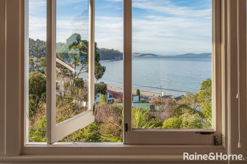 Photo - 5 James Avenue, Kingston Beach TAS 7050 - Image 13