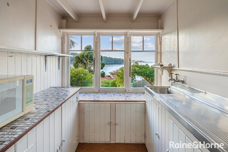 Photo - 5 James Avenue, Kingston Beach TAS 7050 - Image 19