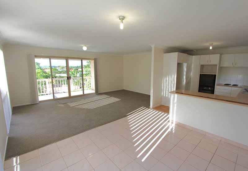 Photo - 5 Jancoon Court, Carrara QLD 4211 - Image 3