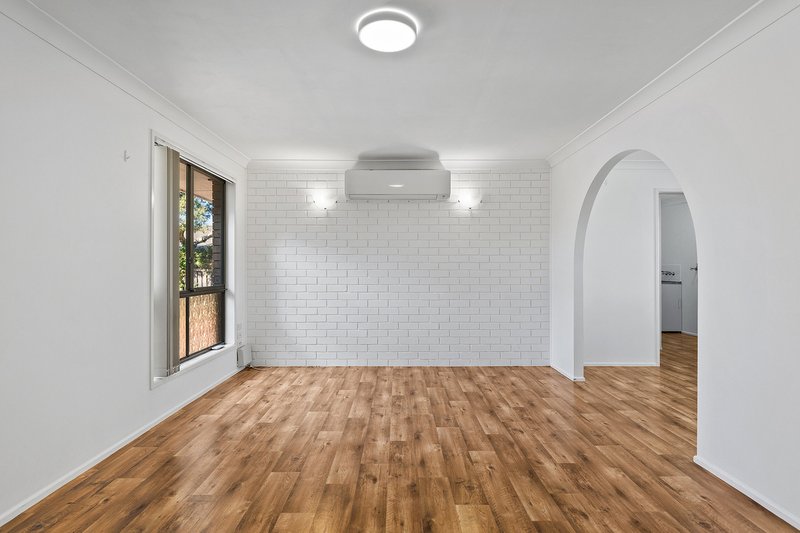 Photo - 5 Jasmine Court, Centenary Heights QLD 4350 - Image 2