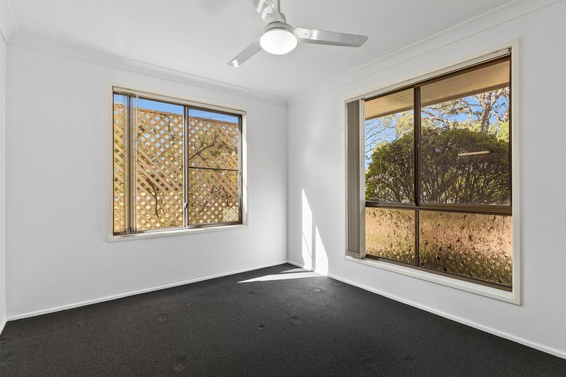 Photo - 5 Jasmine Court, Centenary Heights QLD 4350 - Image 6