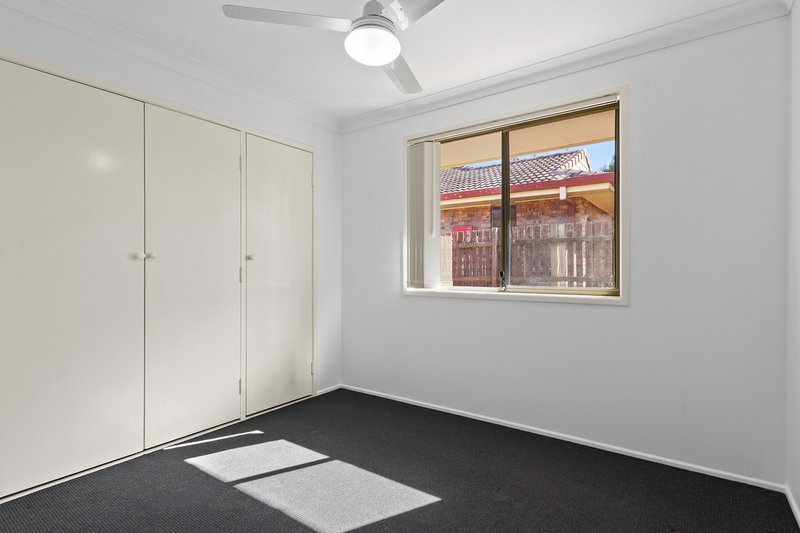 Photo - 5 Jasmine Court, Centenary Heights QLD 4350 - Image 8