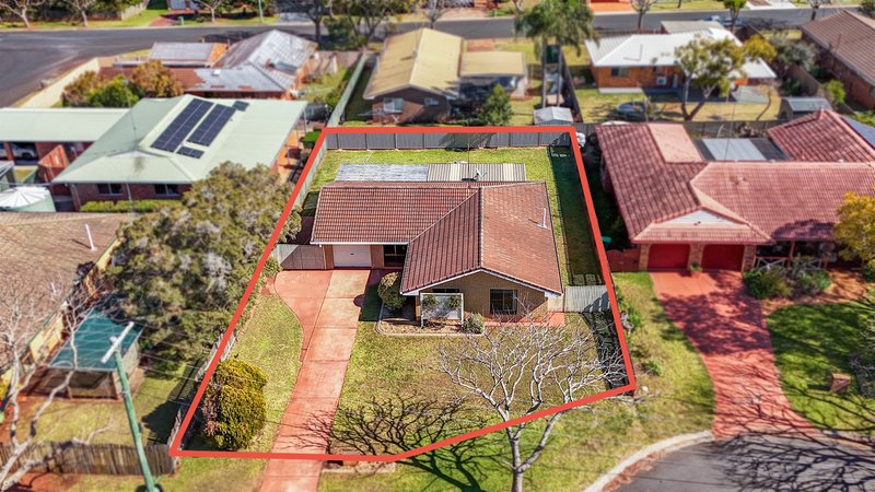 Photo - 5 Jasmine Court, Centenary Heights QLD 4350 - Image 16