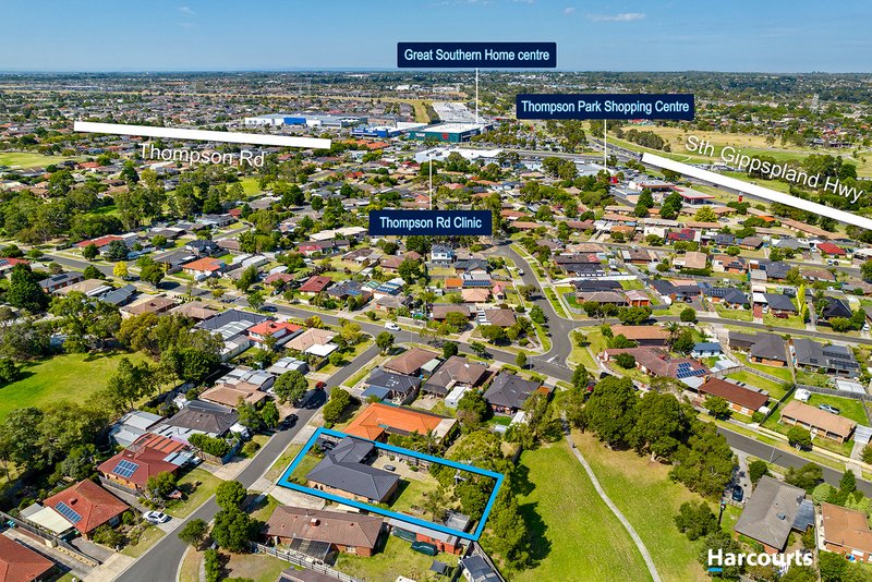 Photo - 5 Jasmine Court, Cranbourne North VIC 3977 - Image 13