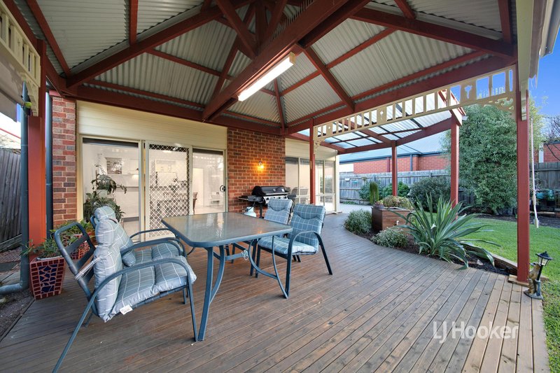 Photo - 5 Jasper Street, Point Cook VIC 3030 - Image 11