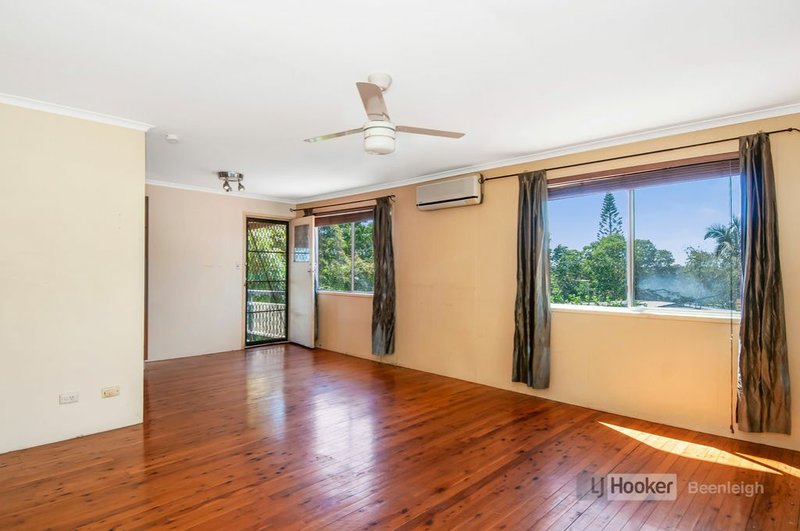 Photo - 5 Jeetho Street, Holmview QLD 4207 - Image 3