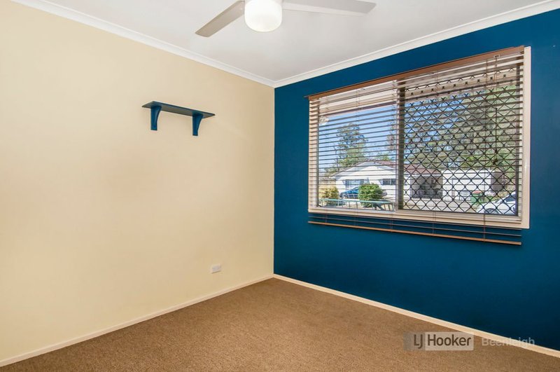 Photo - 5 Jeetho Street, Holmview QLD 4207 - Image 8