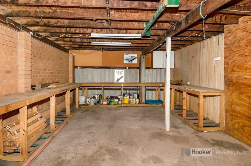 Photo - 5 Jeetho Street, Holmview QLD 4207 - Image 17