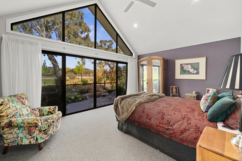 Photo - 5 Jenny Court, Mansfield VIC 3722 - Image 10