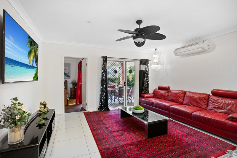 Photo - 5 Jersey Street, North Lakes QLD 4509 - Image 4