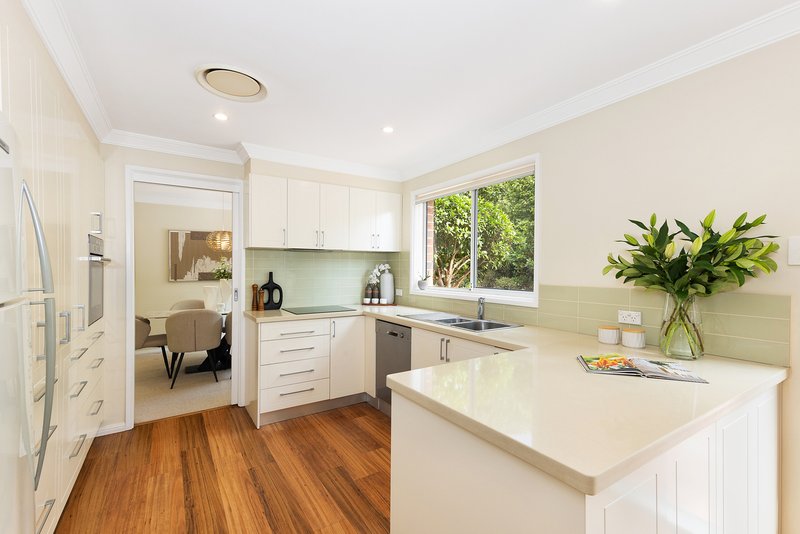 Photo - 5 Jessica Place, Mount Colah NSW 2079 - Image 4