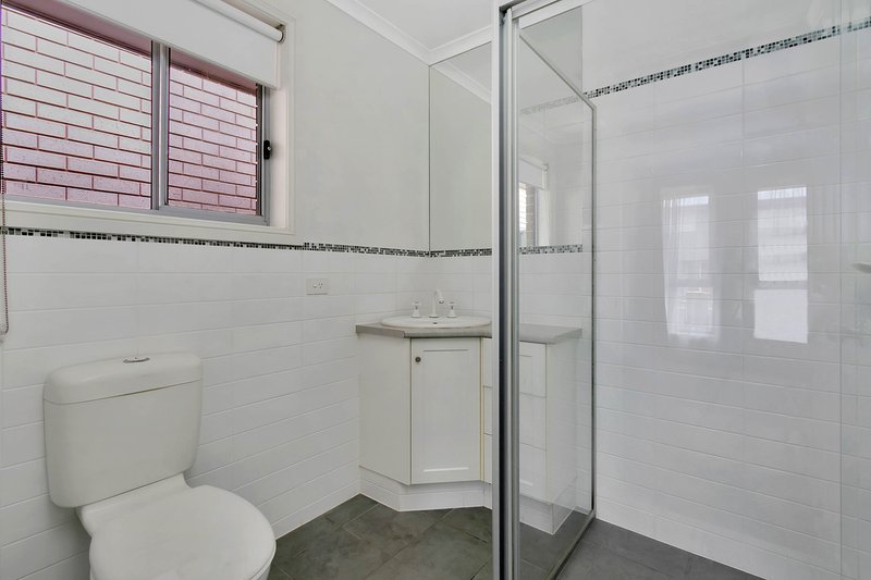 Photo - 5 Jindabyne Street, Andrews Farm SA 5114 - Image 3