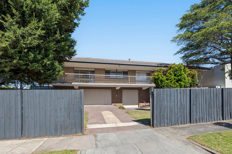 Photo - 5 Joami Street, Cheltenham VIC 3192 - Image 1