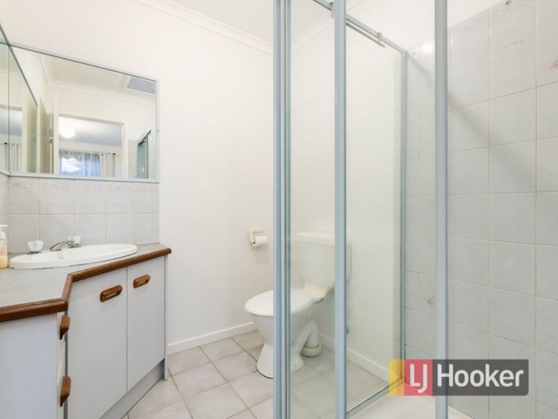 Photo - 5 Joel Way, Hampton Park VIC 3976 - Image 7