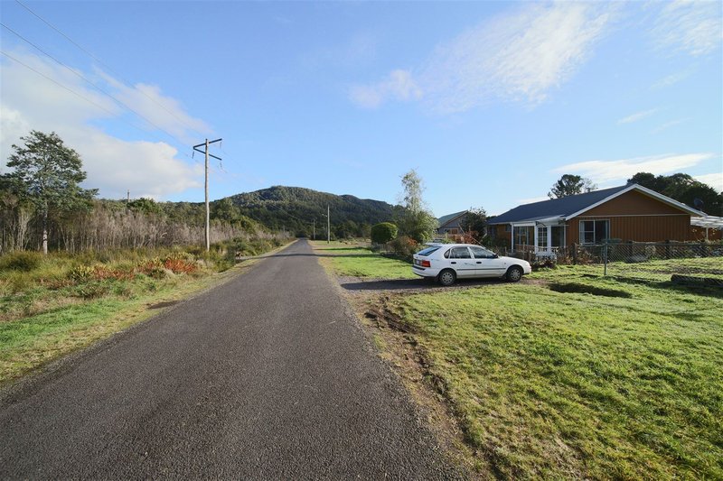 Photo - 5 John Street, Rosebery TAS 7470 - Image 6