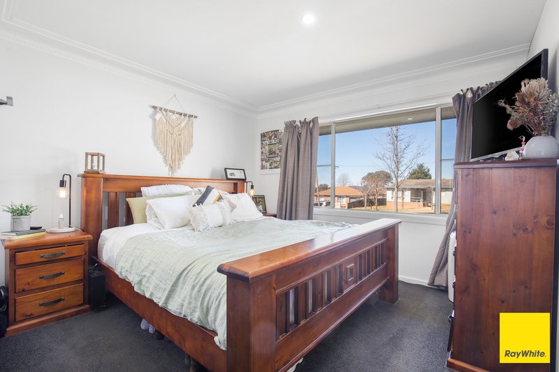Photo - 5 Johnson Avenue, Armidale NSW 2350 - Image 5