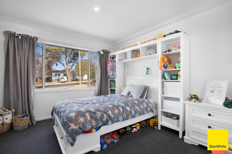 Photo - 5 Johnson Avenue, Armidale NSW 2350 - Image 7