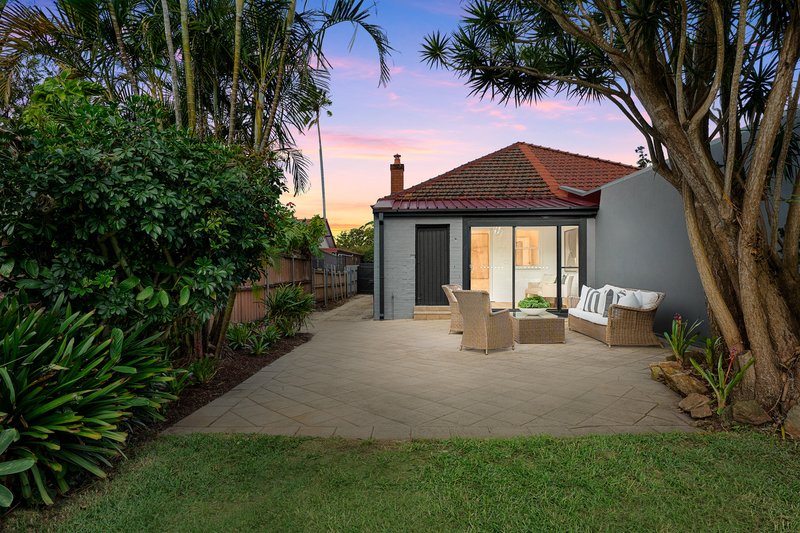 Photo - 5 Johnson Street, Chatswood NSW 2067 - Image 3