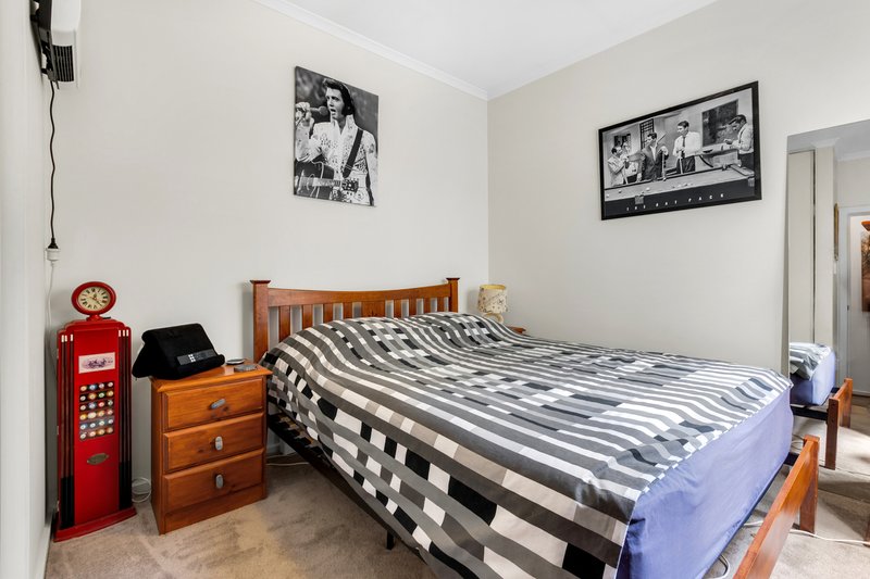 Photo - 5 Jonas Street, Munno Para SA 5115 - Image 10