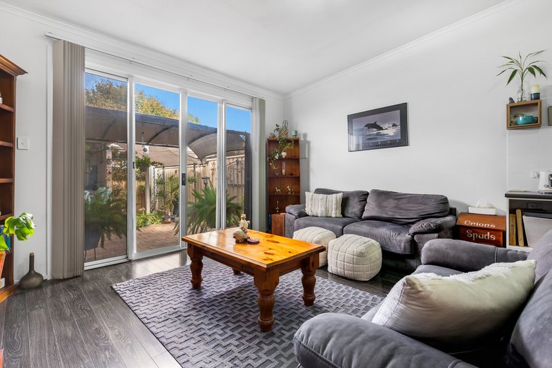 Photo - 5 Jonas Street, Munno Para SA 5115 - Image 15