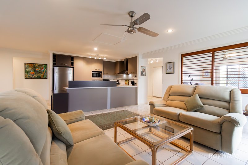 Photo - 5 Judith Street, Bargara QLD 4670 - Image 10