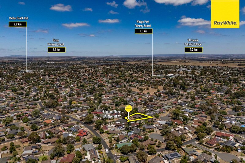 Photo - 5 Julian Place, Melton West VIC 3337 - Image 22