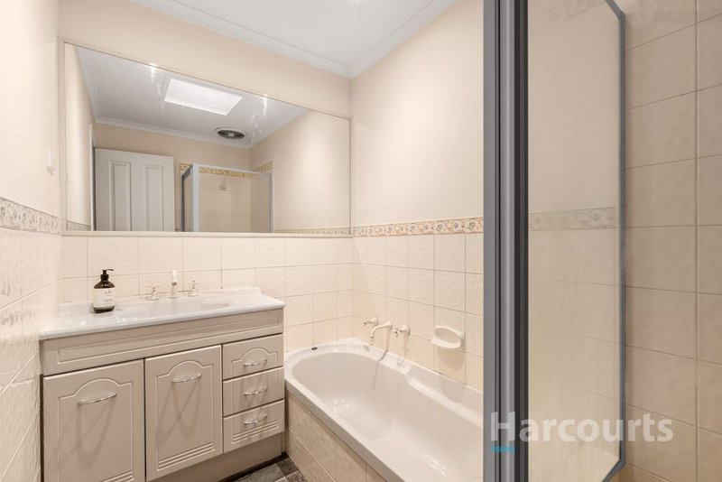 Photo - 5 Kaisman Square, Wantirna VIC 3152 - Image 12