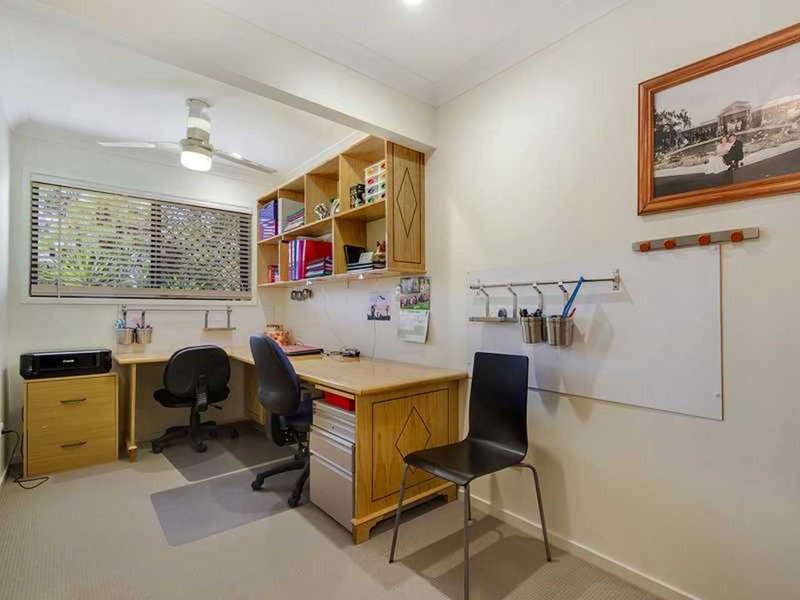 Photo - 5 Kalbari Court, Worongary QLD 4213 - Image 13