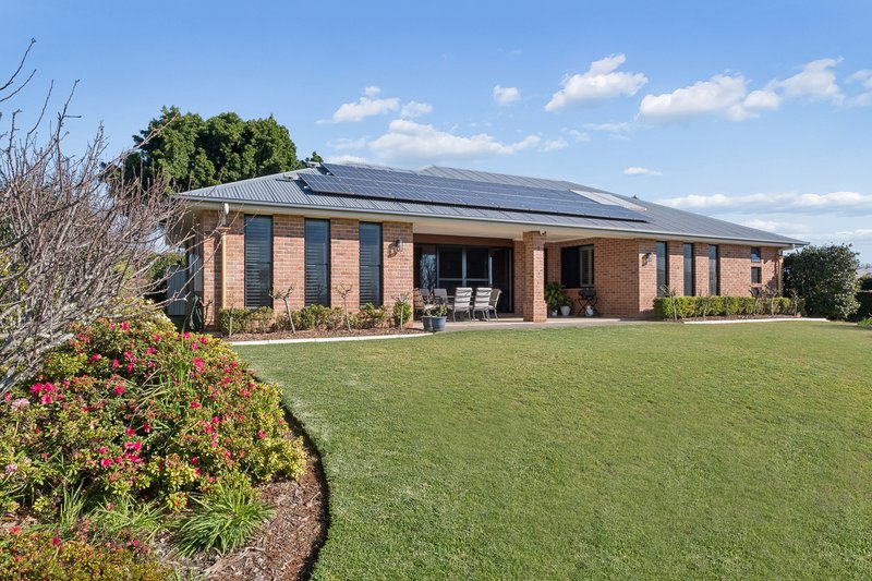 Photo - 5 Kalimna Drive, Highfields QLD 4352 - Image 1
