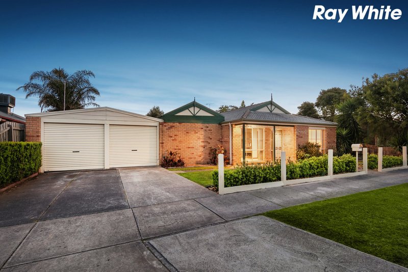 Photo - 5 Kara Court, Pakenham VIC 3810 - Image 2