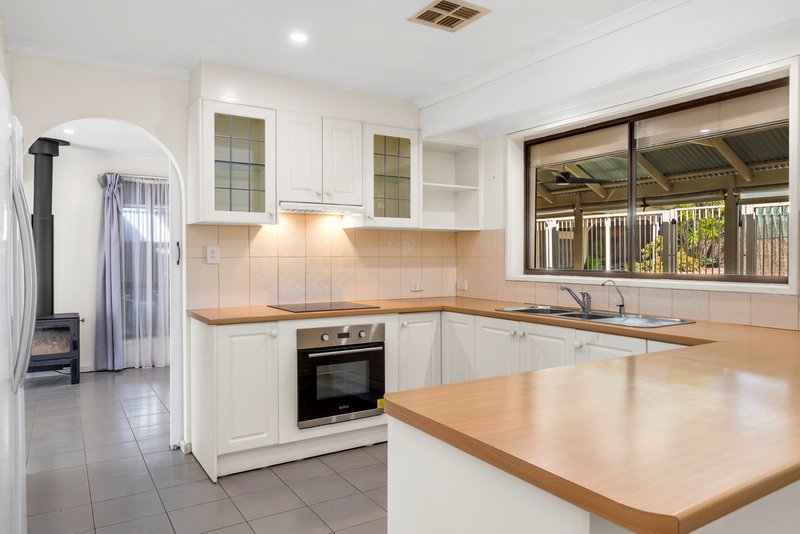 Photo - 5 Karinga Avenue, Craigmore SA 5114 - Image 8