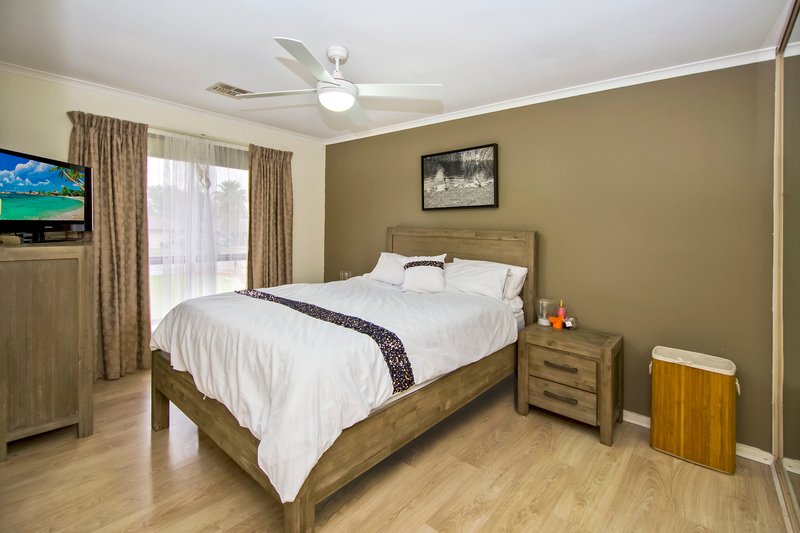 Photo - 5 Karinga Avenue, Craigmore SA 5114 - Image 10
